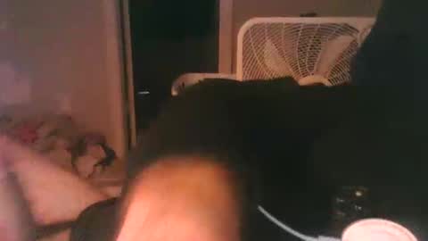 Snapshot of thatdadbod89 chatting on October 29, 7:06 pm thatdadbod89 online show from October 29, 7:06 pm