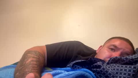 thatguymichael93 online show from October 25, 6:04 am