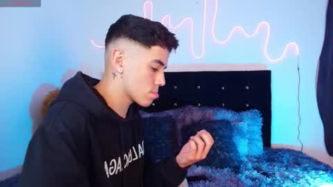 nahia y ian online show from February 10, 10:03 pm