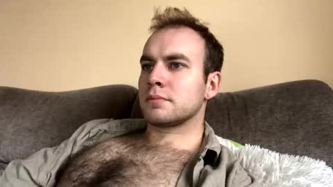 Snapshot of thefallenone12 chatting on October 16, 2:36 pm thefallenone12 online show from October 16, 2:36 pm
