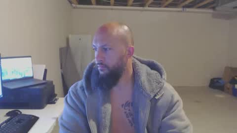 thehawaiian93 online show from April 28, 2:27 am