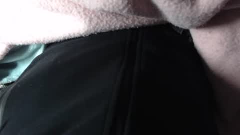 Snapshot of thejerk1974 chatting on February 14, 11:21 pm Liam online show from February 14, 11:21 pm