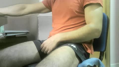 Snapshot of theliaz19 chatting on September 28, 5:33 pm theliaz19 online show from September 28, 5:33 pm