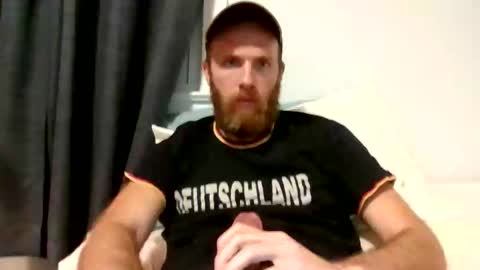 themanukaman online show from November 22, 6:35 am