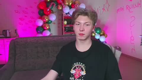 Snapshot of themikesever chatting on December 26, 7:05 pm Sever online show from December 26, 7:05 pm