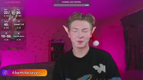 Snapshot of themikesever chatting on December 7, 5:53 pm Sever online show from December 7, 5:53 pm
