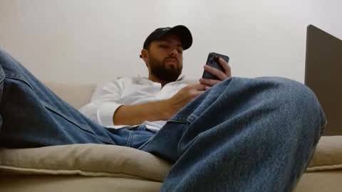 TheMonarchGoat online show from April 15, 5:13 pm