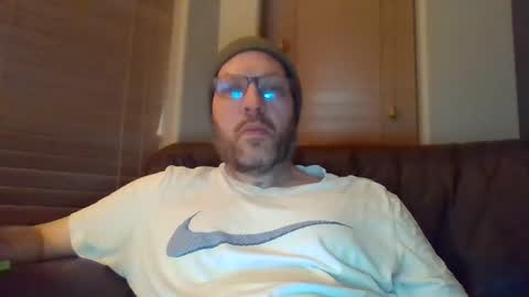 Snapshot of theo6974z chatting on March 4, 12:12 pm theo6974z online show from March 4, 12:12 pm
