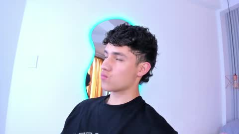  THEO- MATEO  online show from January 6, 2:36 pm