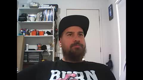 Snapshot of theozbeardguy chatting on February 27, 2:30 am aussiebeard online show from February 27, 2:30 am