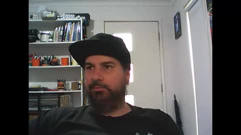 Snapshot of theozbeardguy chatting on December 3, 2:56 am aussiebeard online show from December 3, 2:56 am