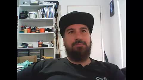 Snapshot of theozbeardguy chatting on February 5, 1:26 am aussiebeard online show from February 5, 1:26 am