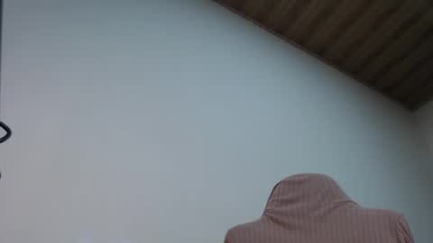 Santiago Enrique online show from April 21, 6:19 am