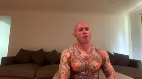 The tattooed online show from December 18, 1:48 am