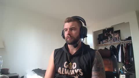 troy online show from April 13, 12:33 am