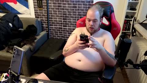 PupWolfy online show from February 23, 7:06 am