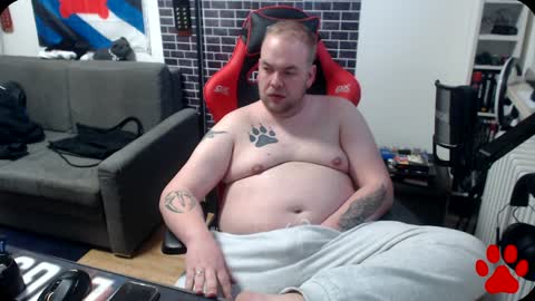 PupWolfy online show from January 7, 3:22 pm