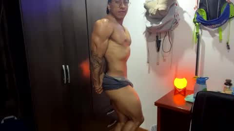 thiago_happy online show from April 8, 4:57 am