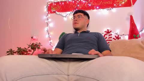 thiago_occonor online show from November 21, 5:50 am