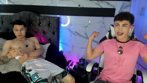 thiagoferrerohot online show from March 30, 6:09 pm