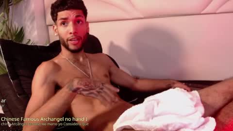 ThiagoFerreti online show from April 10, 6:20 am