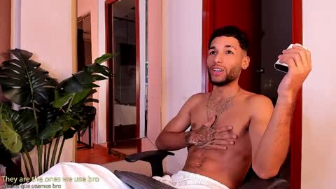 ThiagoFerreti online show from April 6, 4:46 am