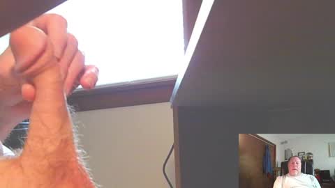 thickcock4u1105 online show from April 18, 4:19 pm