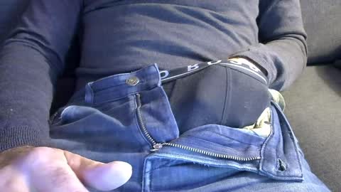 Thickru online show from December 30, 1:36 pm