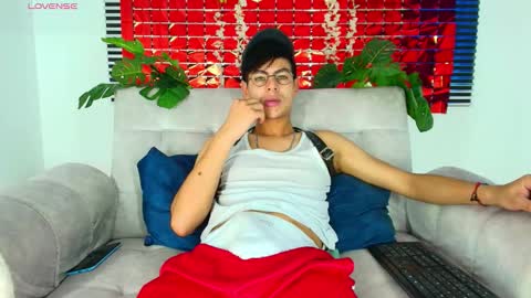 Thiago Saenzz online show from February 17, 5:34 pm