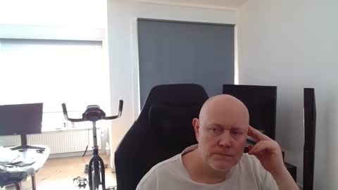 thomas315627 online show from March 26, 2:43 pm