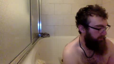 Snapshot of thomas9750 chatting on February 10, 11:34 pm thomas9750 online show from February 10, 11:34 pm