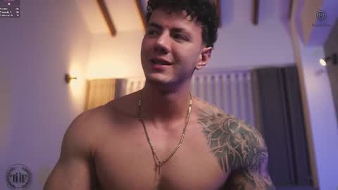 Thomas Falcon online show from October 23, 1:31 am