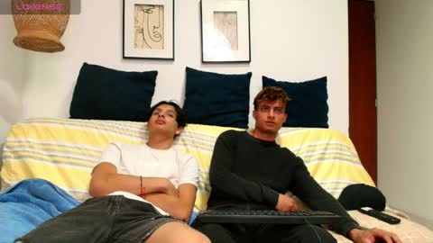 thomas_millers online show from April 9, 10:49 pm