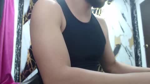 Thomas online show from February 6, 8:17 pm