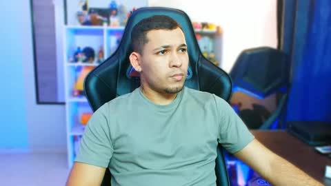 Thomas online show from October 28, 8:39 am