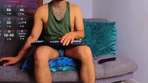 thomas  smith online show from July 16, 10:44 am