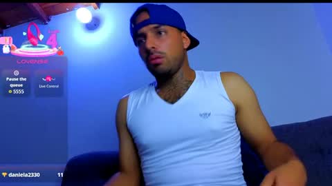 thomas  smith online show from March 31, 9:38 pm