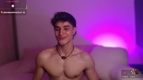 Thom Klein online show from December 13, 7:53 pm