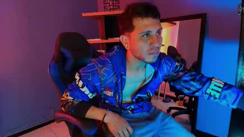 Thonixxx mr online show from February 24, 10:32 pm