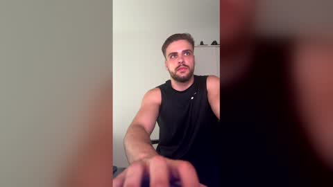 thorodinson03 online show from June 3, 5:40 pm