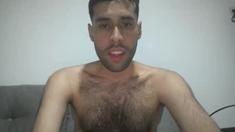 Snapshot of throwawayyourgun chatting on February 18, 7:43 pm Luka online show from February 18, 7:43 pm