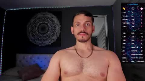 Tian Zilac online show from November 17, 9:07 pm