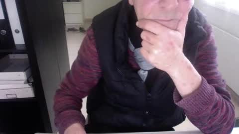 tiburzio online show from December 3, 2:05 pm