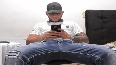 tiger_job online show from April 4, 5:04 am