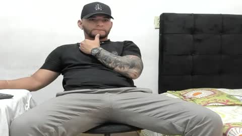 tiger_job online show from April 2, 8:49 pm