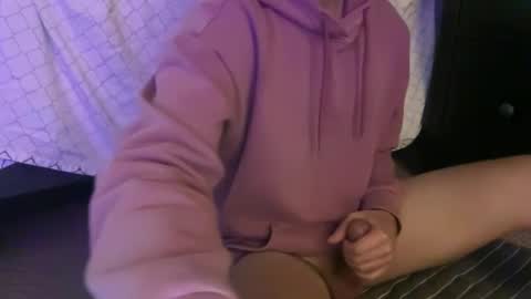 tigerboyyxx online show from December 29, 4:27 am