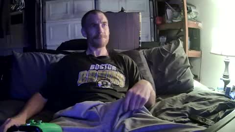 Snapshot of tiggity19 chatting on October 31, 9:12 am Tiggity23 come stroke my 9 cock with ne online show from October 31, 9:12 am