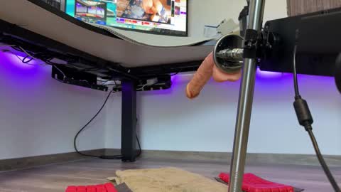 Mike  tightmikeshared- online show from November 2, 10:52 am