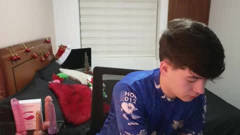 Camilo online show from December 14, 1:23 am