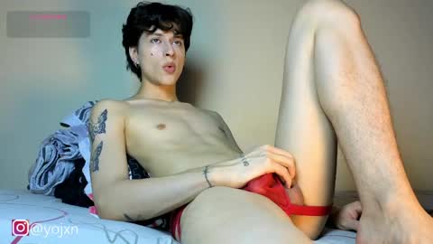 timmy  independent model  help me reach 50 thumbs up pls online show from June 3, 11:01 am